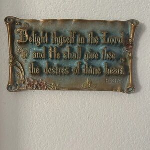 A.E. Mitchell Art Co. Vintage 1928 Cast Metal Scripture Wall Plate Psalms 37:4